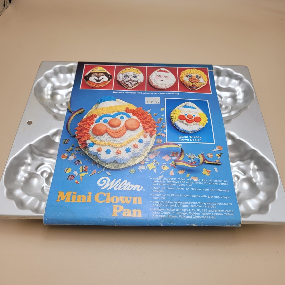 Vintage 1984 Wilton Mini Clown Pan 2105-5821 Aluminum 6 Cavity Cake Mold